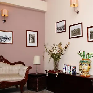 https://la-collegiata-catania.sicilyhotelsitaly.net